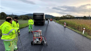 Opravená silnice: Řidiči se v pátek projedou Bludovem po průtahu