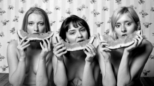 Sebeláska i nahota. Walkers on the Moon mají nový kalendář