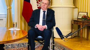 Prezident Zeman: Šílence je třeba izolovat