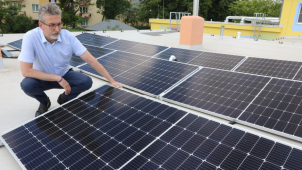 Školka má vlastní výrobu elektřiny a moderní osvětlení