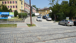 Ulice Za Nemocnicí v areálu FN Olomouc je průjezdná