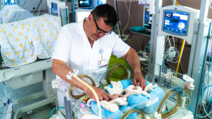 I v senátu se starám o děti, říká Lumír Kantor