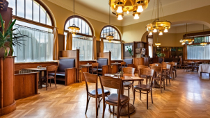 Secesní kavárna v prostějovském Národním domě znovu otevřela