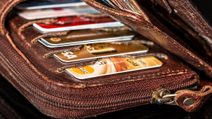 Devětapadesátiletá žena na Povelu přišla o peněženku