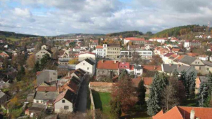 Parkování na celém náměstí bude placené