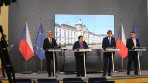 Vláda vyhlásila nouzový stav. Potrvá 30 dnů