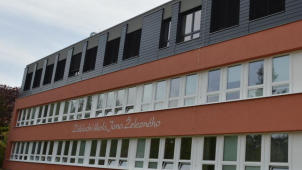 Základní školy se chystají na pondělní otevření