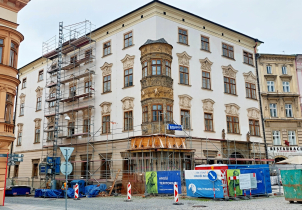 Hauenschildův palác aneb Příběh kaviárového socialismu z pera radnice