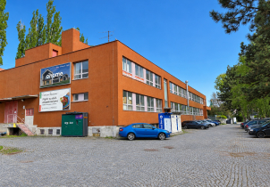 Černá cesta se má proměnit, Dům Družby zmizí