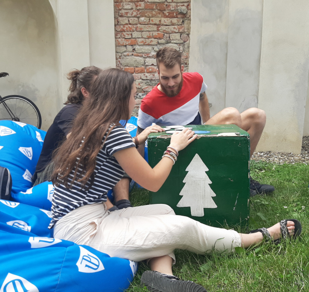 Roušky odložíme koncem června