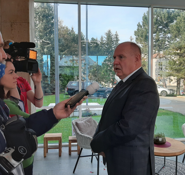 Okleštěk: Kandidáti do Senátu narazili na všichni proti ANO