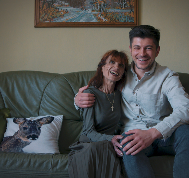 "Nitěnky". O dvojčatech, která zná celá Olomouc, vznikl dokument