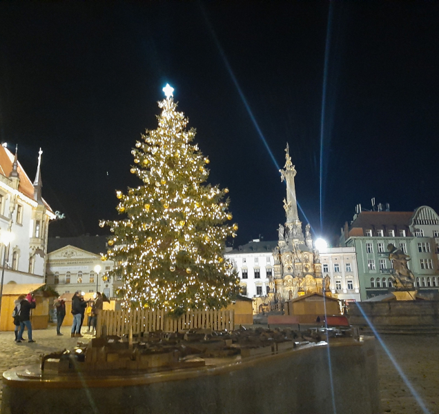 Kulturní program Vánočních trhů v Olomouci se ruší