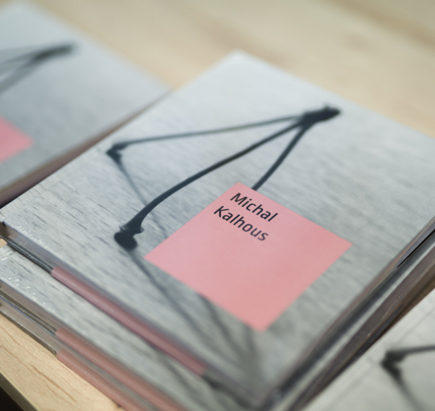 Postmoderní snímky Michala Kalhouse rozšiřují edici