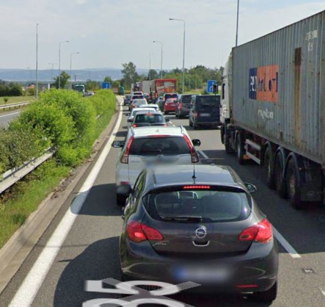 Skvělá zpráva pro řidiče: horor u Globusu už má viditelný konec