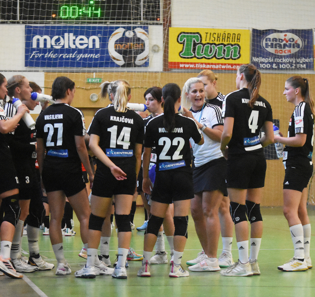 Házenkářky DHK Zora doma přejely Šaľu