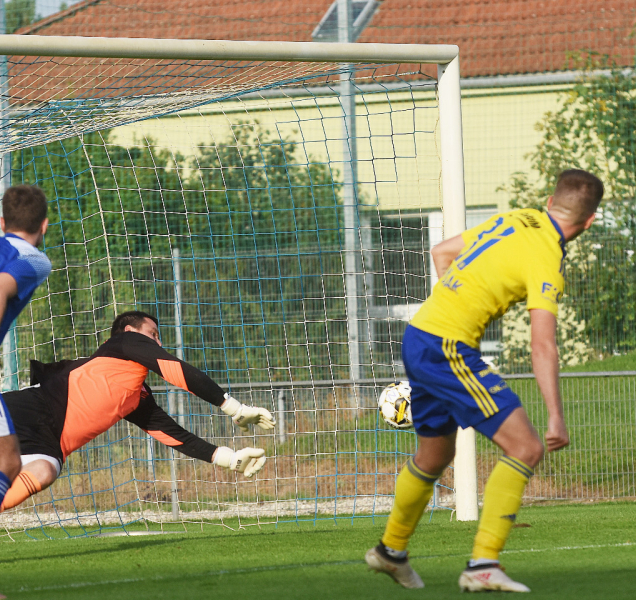 Uničov v poháru srazilo vyloučení a penalta