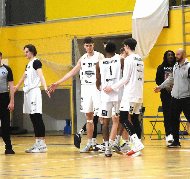 Basketbalisté BK REDSTONE jdou proti Slavii
