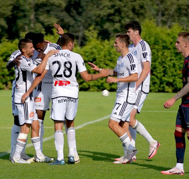 Fotbalisté SK Sigma remizovali se Štětínem