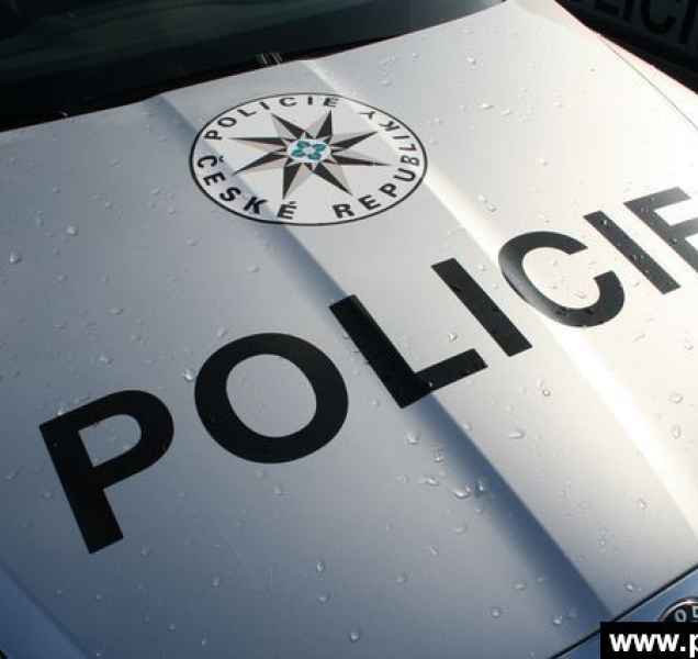 Ujížděl policii rychlostí až 200 km/h