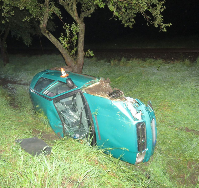 U Velkých Losin bourala opilá řidička, nadýchala 2 promile