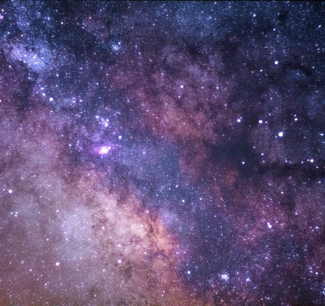 Pětadvacetiletý mladík čekal na kamaráda z jiné galaxie