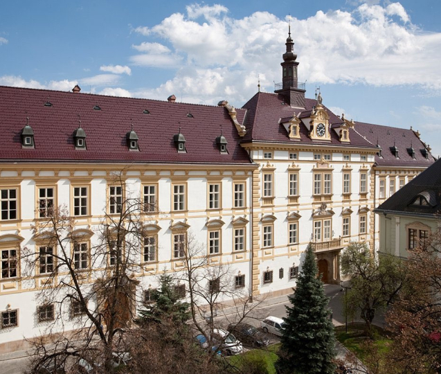 Dostávají naše historické poklady odpovídající péči?