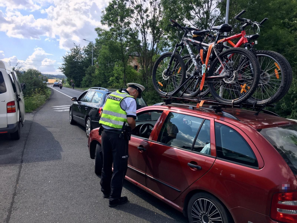 Policie si posvítí na řidiče