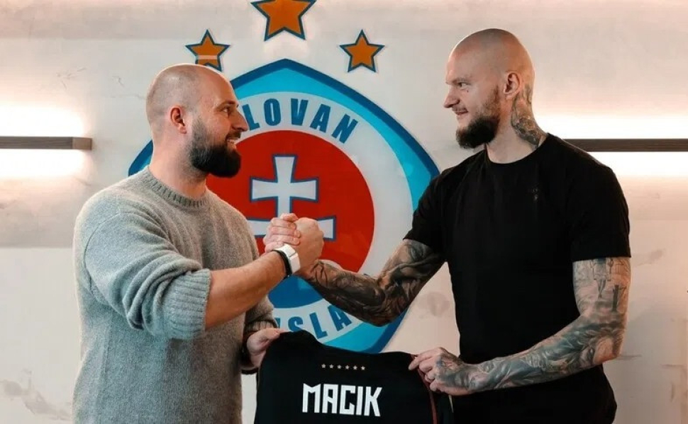 Brankář Macík odešel z SK Sigma do Slovanu Bratislava