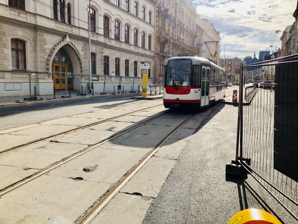 Konec rekonstrukce kolejiště na Náměstí Hrdinů